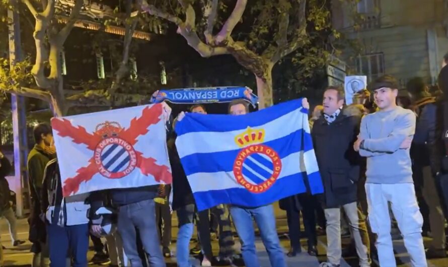 Les supporters de l’Espanyol se rassemblent devant le consulat chinois pour protester contre le propriétaire