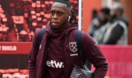 je navais personne dautre que ma playstation – aaron wan bissaka.jpg