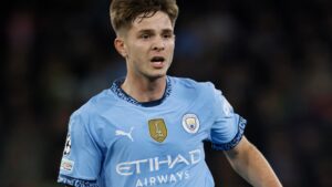 le prodige de man city james mcatee aligne pour.jpg