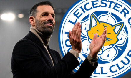 ruud van nistelrooy confirme en tant que manager de leicester.jpg