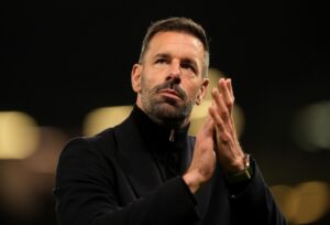 ruud van nistelrooy envoie un message emotionnel aux fans de.jpg