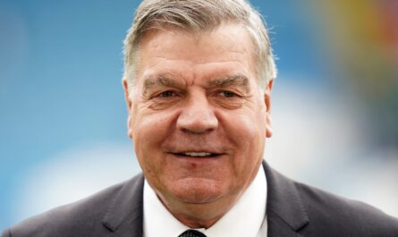 sam allardyce choque par lechec de man utd a atteindre.jpg