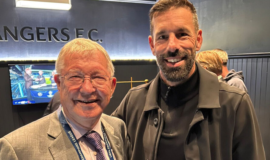 Van Nistelrooy révèle ce que Sir Alex Ferguson lui a dit avant le premier match en tant que patron de Man Utd avant de mettre 5 devant Leicester