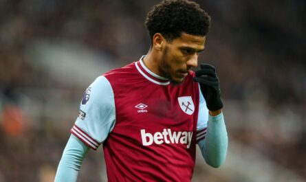 la star de west ham jean clair todibo en colere a.jpg