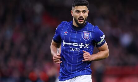 pourquoi le capitaine dipswich sam morsy na t il pas porte le.jpg