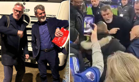 roy keane verifie en plaisantant sa montre alors que lexpert.jpg