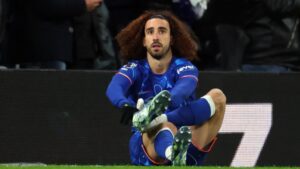 tottenham vs chelsea live score cucurella glisse deux fois alors.jpg