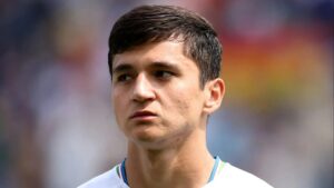 man city signe abdukodir khusanov 20 ans dans le cadre.jpg